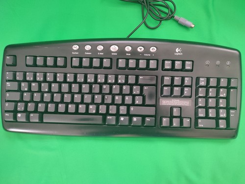 Tastatur der marke logitech - der,