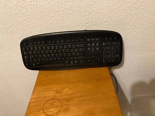 Logitech deluxe keyboard - deluxe,